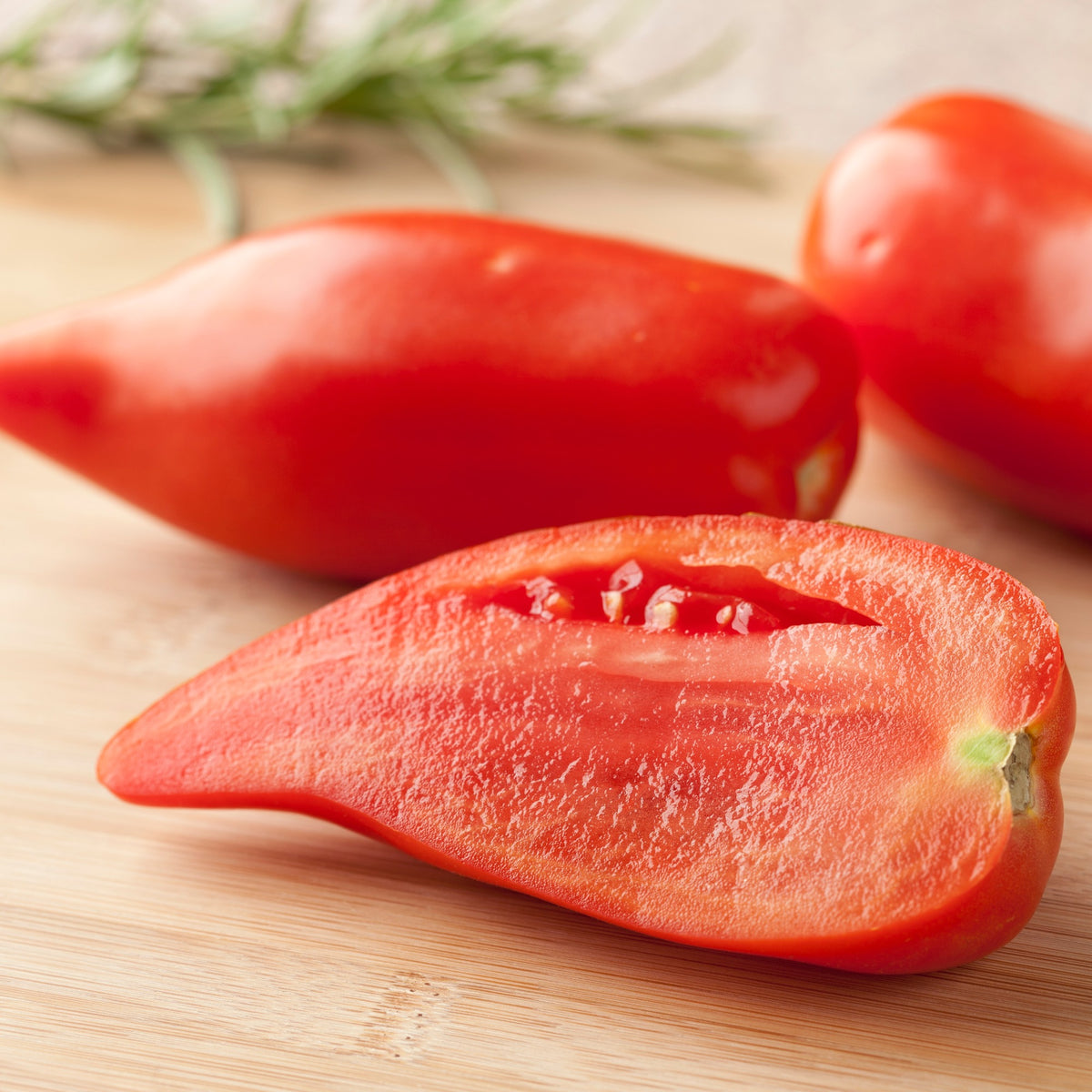 Tomate Cornue des Andes - Solanum lycopersicum Cornue des Andes - Willemse