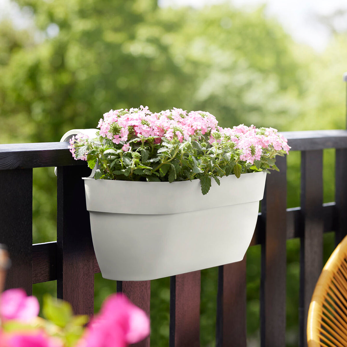 Balconière Vibia Campana easy hanger large Blanc soie ELHO - Willemse